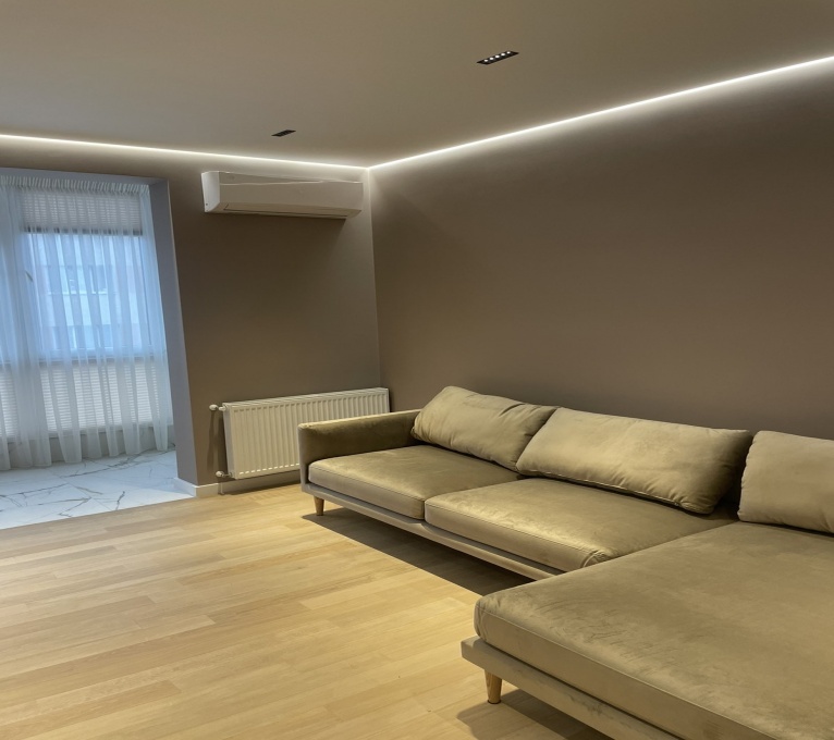 Продаж 2 Спальні 2 Ванні кімнати Квартира Продаж Митна Митна, Центр, Ужгород