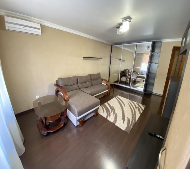 Здається в оренду 1 Спальня 1 Ванна Квартира Здається в оренду 8 Березня 3 8 Березня, Новий, Ужгород