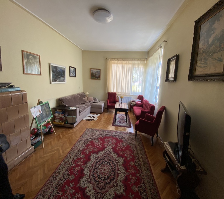 Продаж 4 Спальні 1 Ванна Будинок Продаж Собранецька Собранецька, Центр, Ужгород