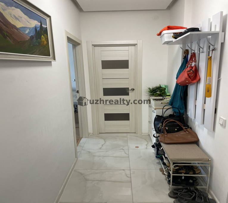 Продаж 2 Спальні Квартира Продаж Графіт Заньковецької Заньковецької, Новий, Ужгород