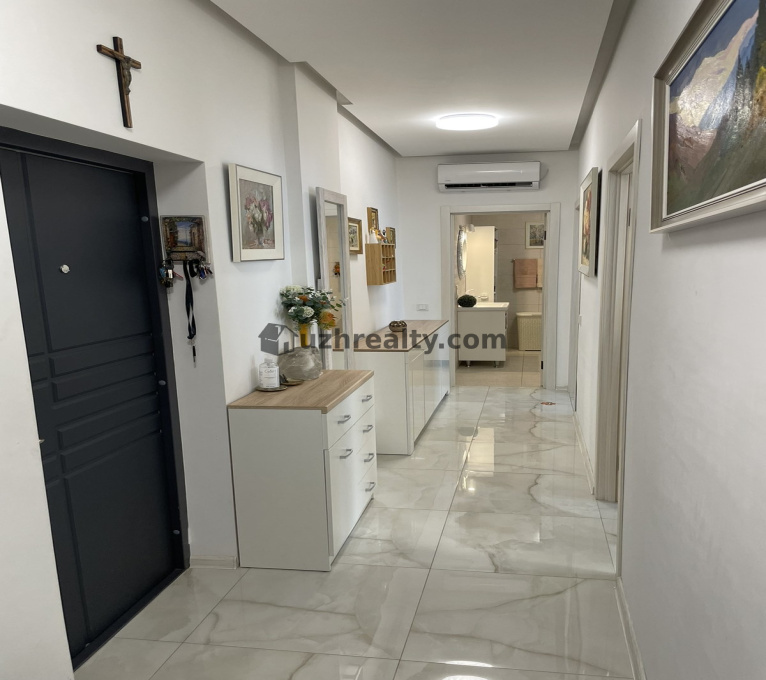 Продаж 2 Спальні Квартира Продаж Графіт Заньковецької Заньковецької, Новий, Ужгород