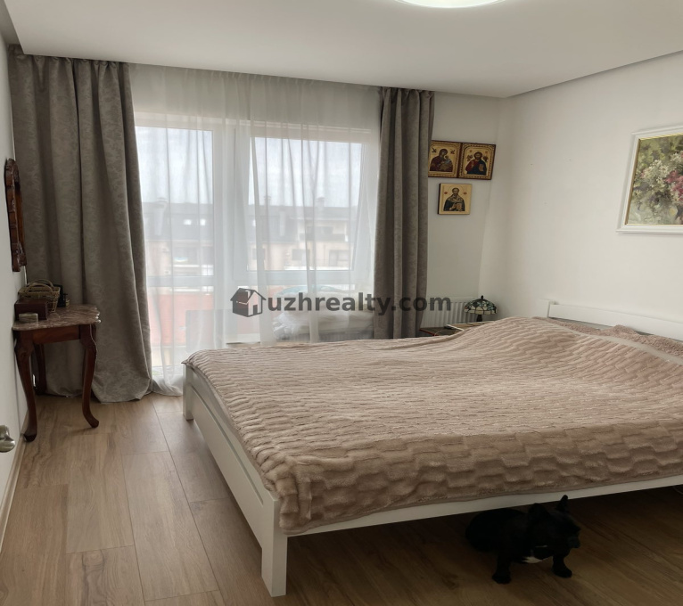 Продаж 2 Спальні Квартира Продаж Графіт Заньковецької Заньковецької, Новий, Ужгород