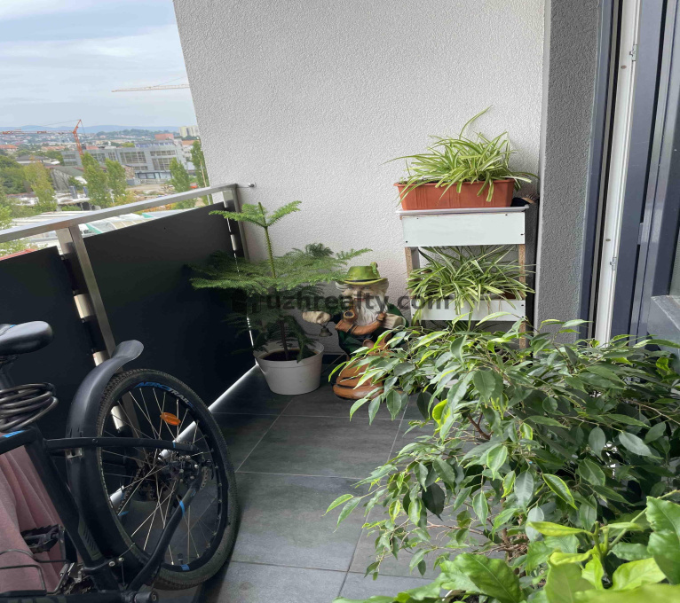 Продаж 2 Спальні Квартира Продаж Графіт Заньковецької Заньковецької, Новий, Ужгород