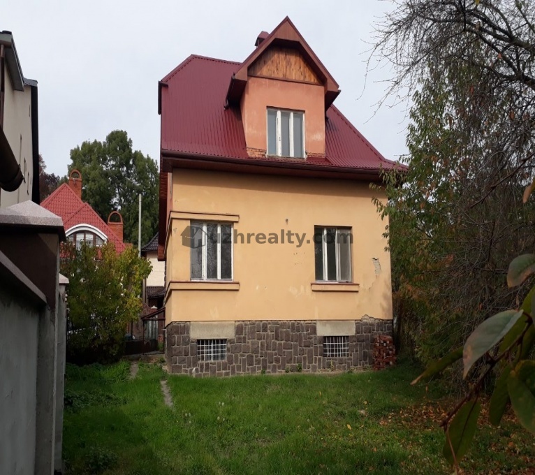 Продажа 4 Комнат 1 Ванная Дом Продажа Центр, Ужгород
