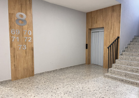 Продаж 2 Спальні 1 Ванна Квартира Продаж Сіті люкс Сечені Сечені, Центр, Ужгород