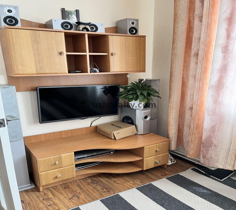 Продаж 4 Спальні 1 Ванна Будинок Продаж Анкудінова Анкудінова, Центр, Ужгород