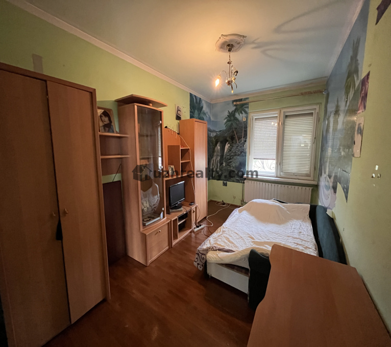 Продаж 4 Спальні 2 Ванні кімнати Будинок Продаж Канальна Канальна, Шахта, Ужгород