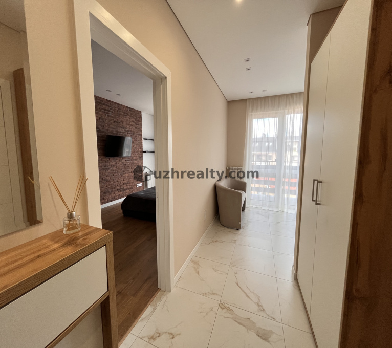 Продаж 1 Спальня 1 Ванна Квартира Продаж Графіт М. Заньковецької М. Заньковецької, Новий, Ужгород