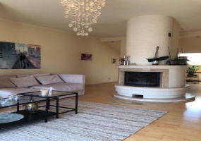 Аренда 3 Комнат 1 Ванная Квартира Аренда Корятовича Корятовича, Центр, Ужгород